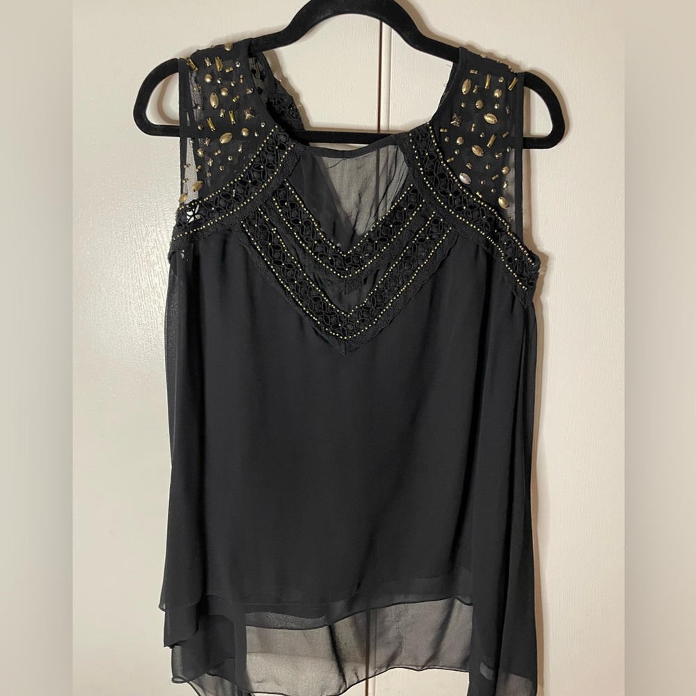 Black sleeveless top